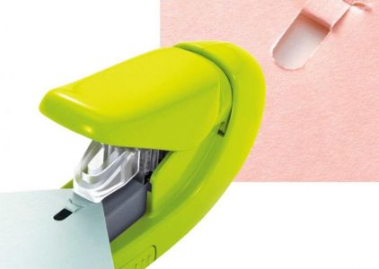 Bấm giấy nhựa không ghim Plus